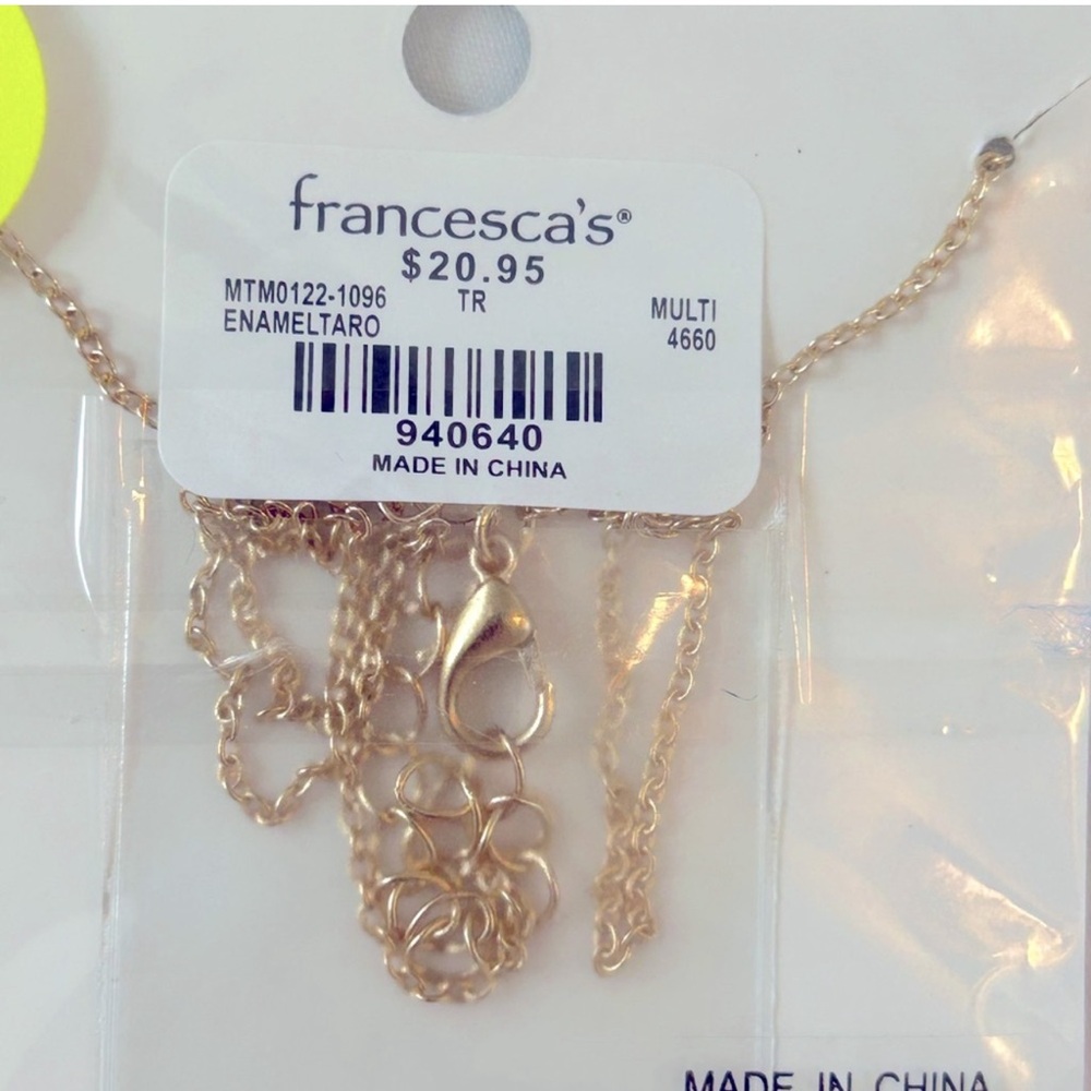 Francesca’s Collection “The Star” - Picture 4 of 4